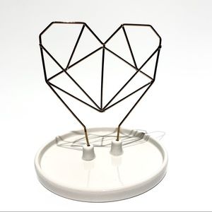 ❤️2/$20 || Coxet Wire Heart Ceramic Jewlery Holder